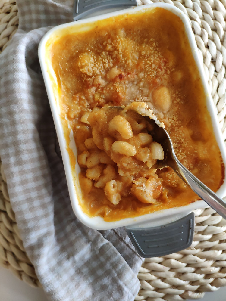Gratiniran mac&cheese z bučo (9m)